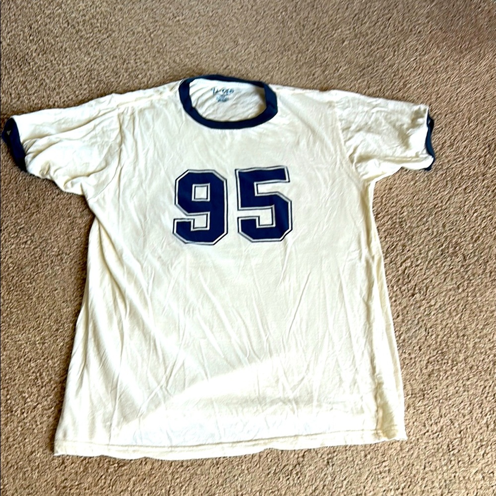 Brandy Melville Tee